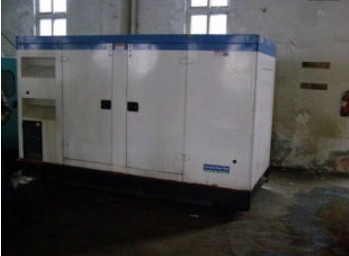 泗阳康明斯150kw大型柴油二手发电机组